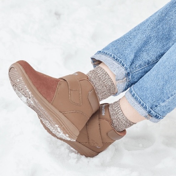 FitVille Women's CozyCore V6 Boot Color Coffee Style Marca Size 9.5W Wide Width - Picture 2 of 12